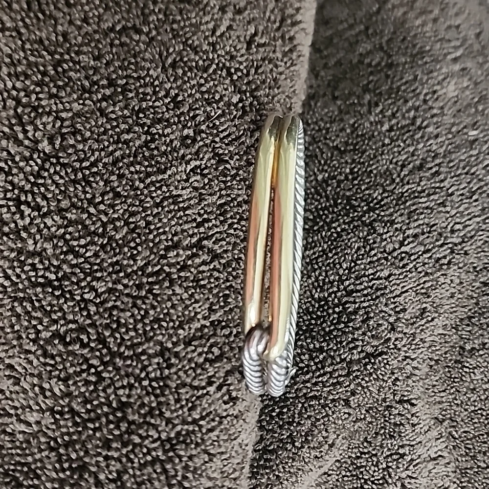 David Yurman bangle bracelet. - Picture 6 of 10